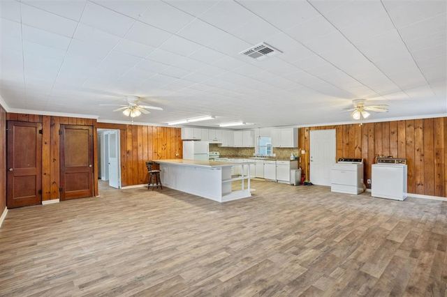 613 S Crocker Street, Sulphur, LA 70663