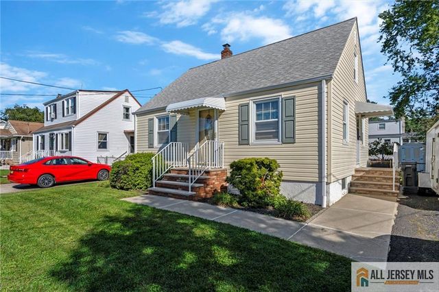 55 Eiseman Avenue, Piscataway, NJ 08854