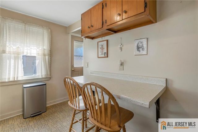 55 Eiseman Avenue, Piscataway, NJ 08854