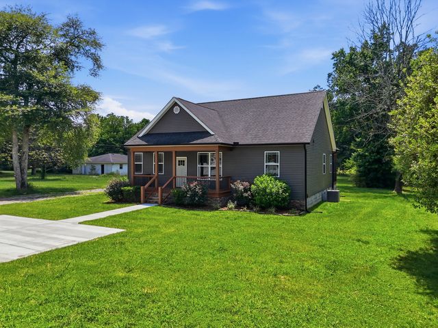 1738 E Boy Scout Road, Hixson, TN 37343