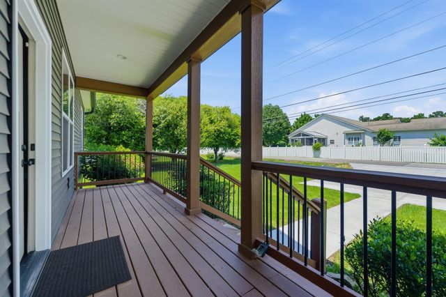 1738 E Boy Scout Road, Hixson, TN 37343