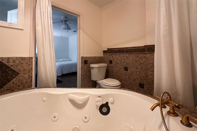 8815 GEORGIAN DR B, Austin, TX 78753
