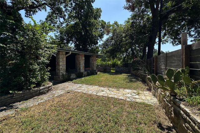 8815 GEORGIAN DR B, Austin, TX 78753