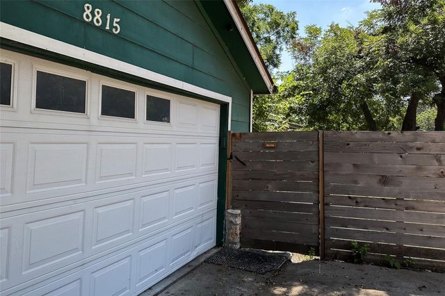 8815 GEORGIAN DR B, Austin, TX 78753