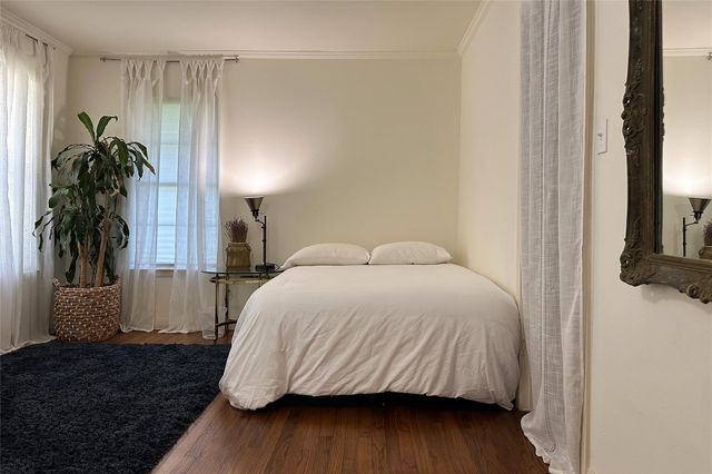 8815 GEORGIAN DR B, Austin, TX 78753
