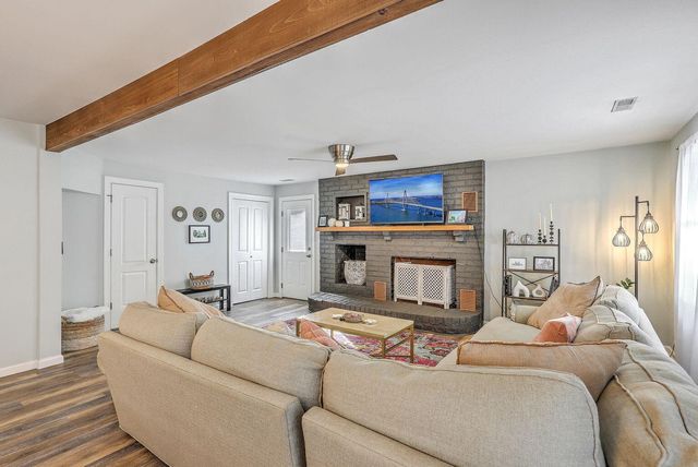 2477 Swallow Drive, Charleston, SC 29414