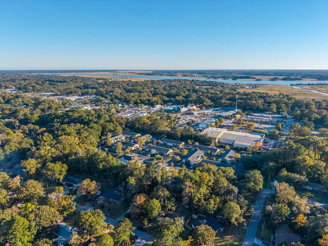 2477 Swallow Drive, Charleston, SC 29414