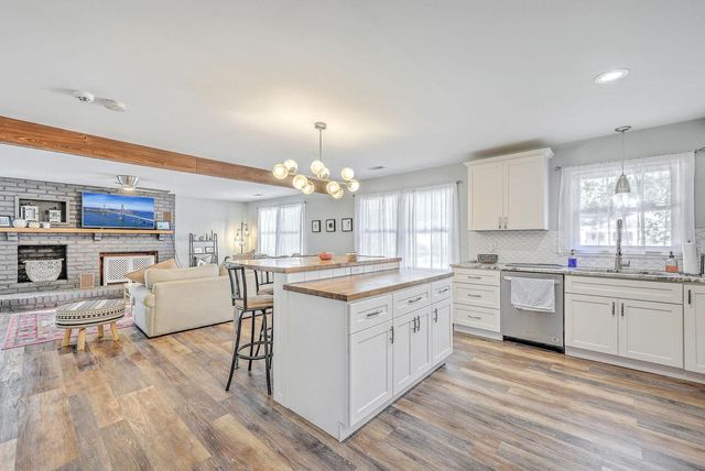 2477 Swallow Drive, Charleston, SC 29414