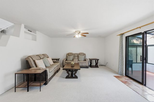 10021 Lagrima De Oro Road NE, Albuquerque, NM 87111