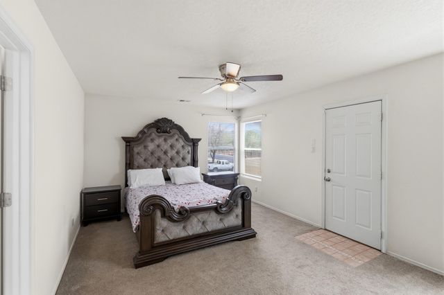 10021 Lagrima De Oro Road NE, Albuquerque, NM 87111