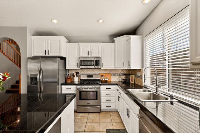 11437 Mirage Drive, Chowchilla, CA 93610