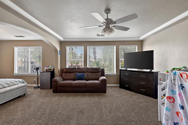 11437 Mirage Drive, Chowchilla, CA 93610