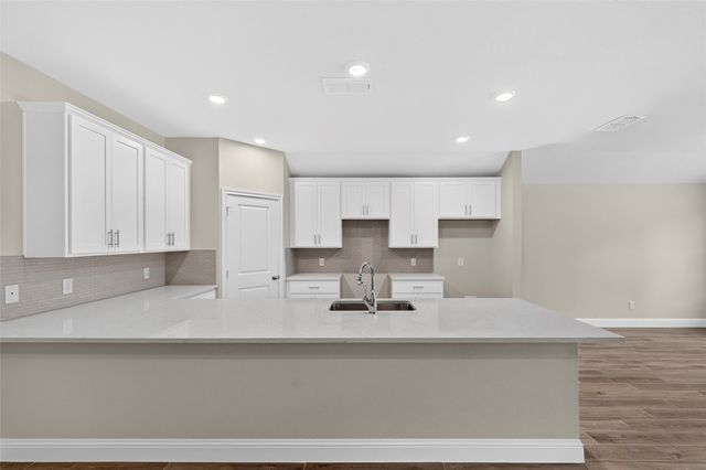 6127 JEANE Street, Dallas, TX 75217