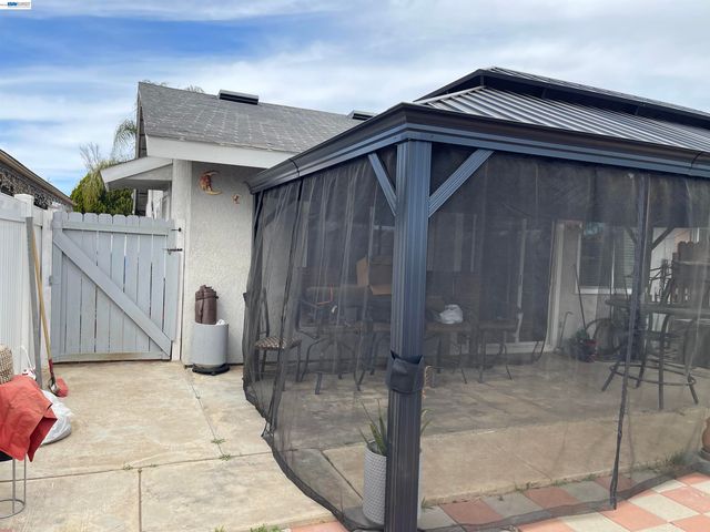 23825 Betts Pl, Moreno Valley, CA 92553