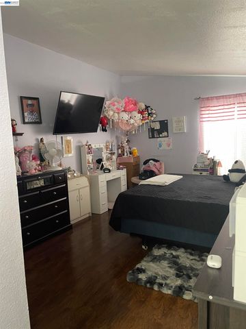 23825 Betts Pl, Moreno Valley, CA 92553