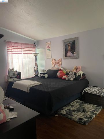 23825 Betts Pl, Moreno Valley, CA 92553