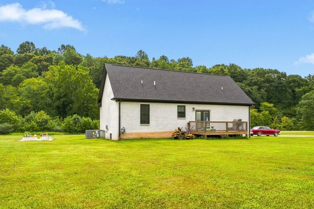 1006 Clifton Valley Rd, Dickson, TN 37055
