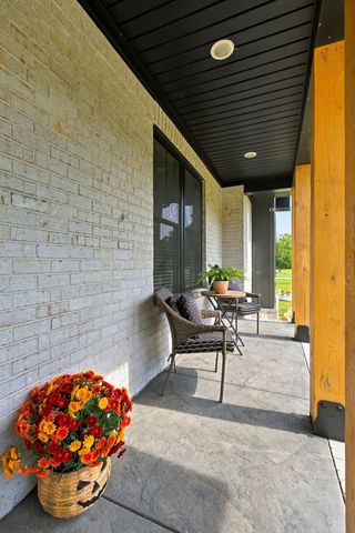1006 Clifton Valley Rd, Dickson, TN 37055