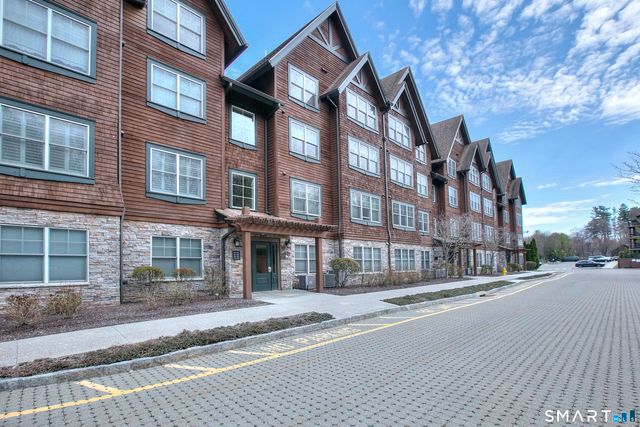 16 Hayestown Road C402, Danbury, CT 06811