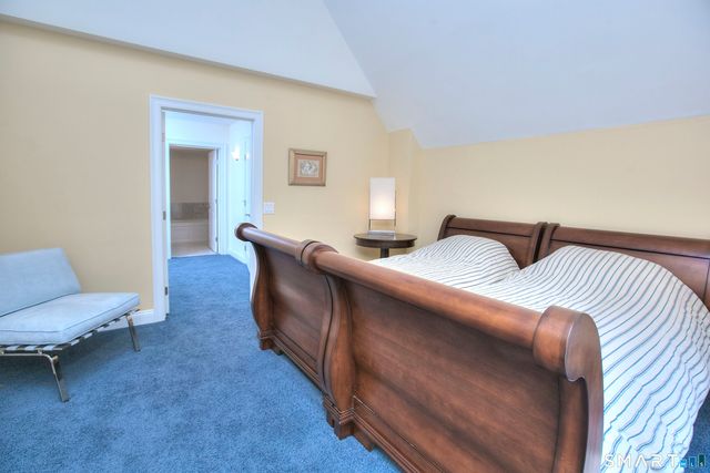 16 Hayestown Road C402, Danbury, CT 06811