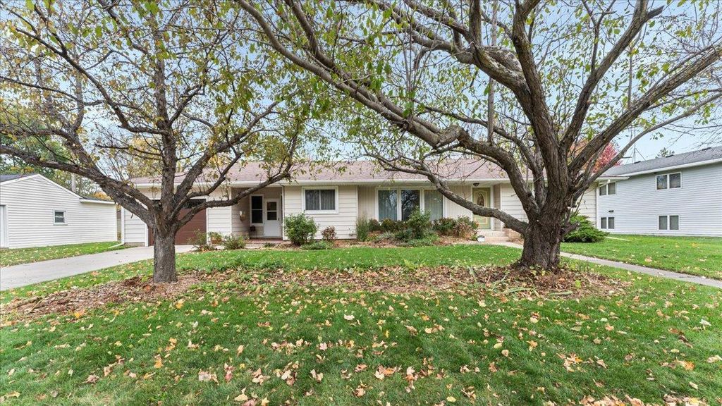 1007 1st Street S, Cold Spring, MN 56320