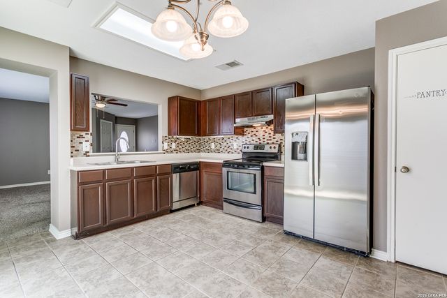 5410 Champions Hill, San Antonio, TX 78233