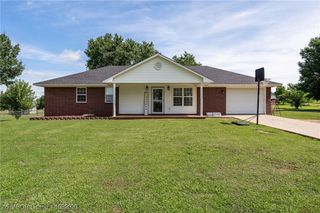 904 Gregory Avenue, Pocola, OK 74902
