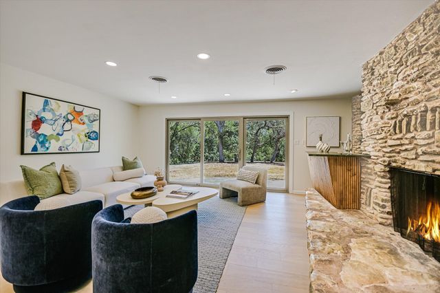 5645 Oak BLVD, Austin, TX 78735