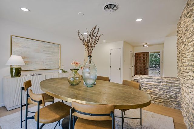 5645 Oak BLVD, Austin, TX 78735