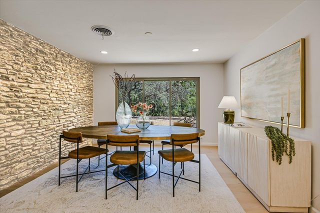 5645 Oak BLVD, Austin, TX 78735
