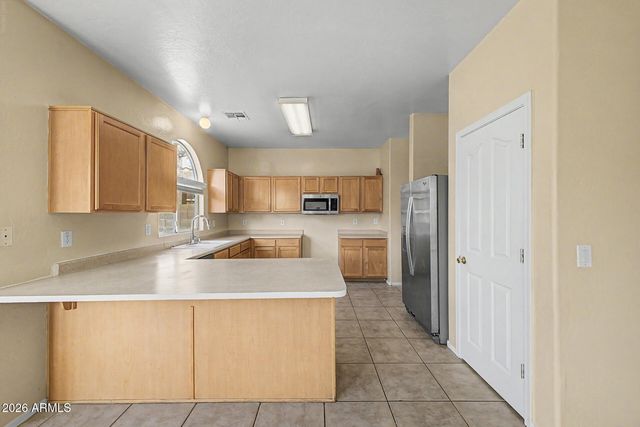 8932 W HAMMOND Lane, Tolleson, AZ 85353