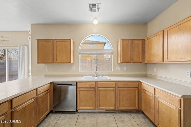 8932 W HAMMOND Lane, Tolleson, AZ 85353