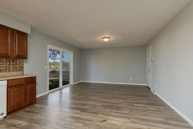 2715 South Franklin Avenue, Springfield, MO 65807
