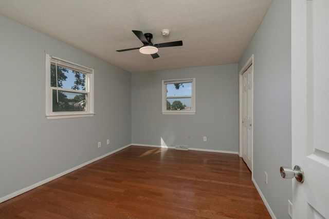 2715 South Franklin Avenue, Springfield, MO 65807