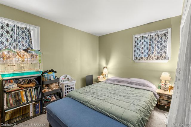 8075 William Street, Taylor, MI 48180