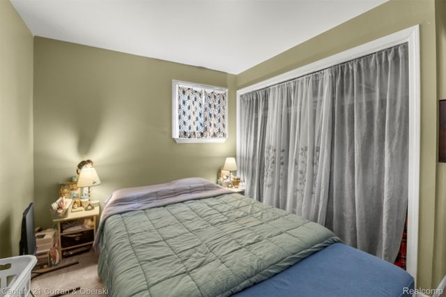 8075 William Street, Taylor, MI 48180