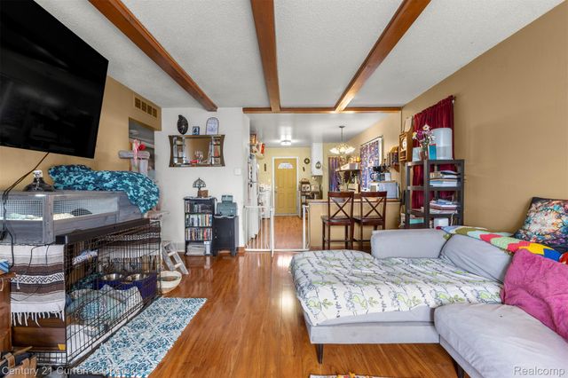 8075 William Street, Taylor, MI 48180