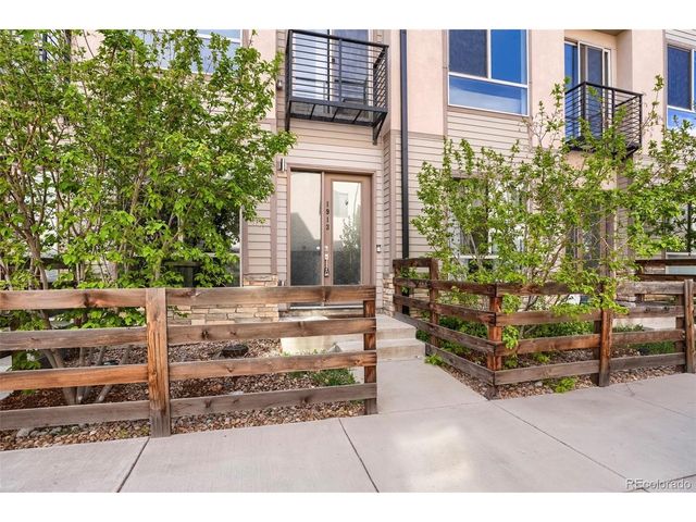 1913 Eaton St, Lakewood, CO 80214