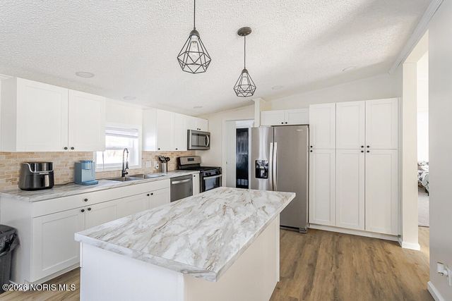 17830 County Road C, Wauseon, OH 43567