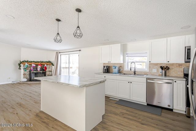 17830 County Road C, Wauseon, OH 43567