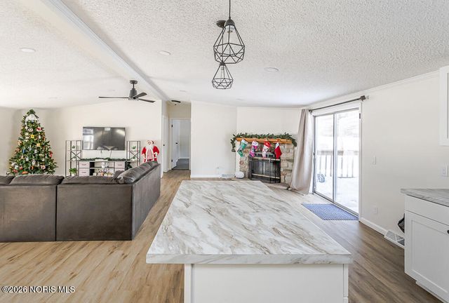 17830 County Road C, Wauseon, OH 43567