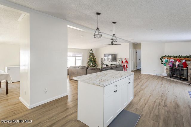 17830 County Road C, Wauseon, OH 43567