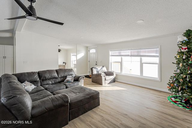 17830 County Road C, Wauseon, OH 43567