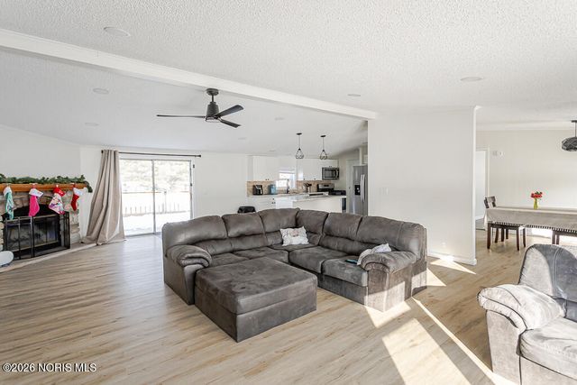 17830 County Road C, Wauseon, OH 43567