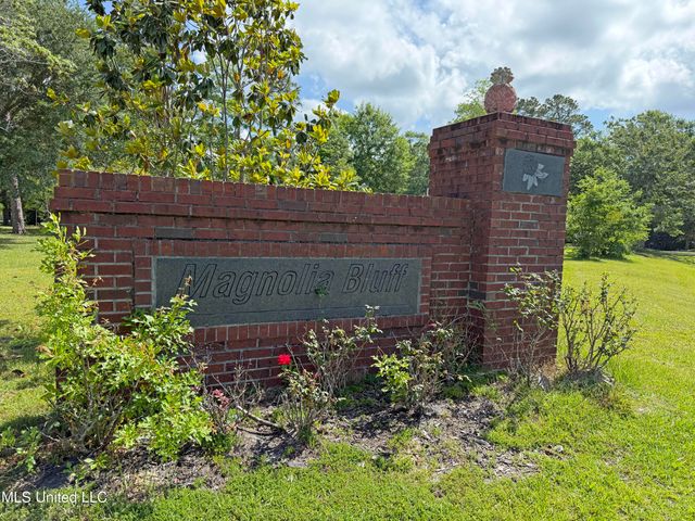 1400 Magnolia Bluff Drive, Gautier, MS 39553