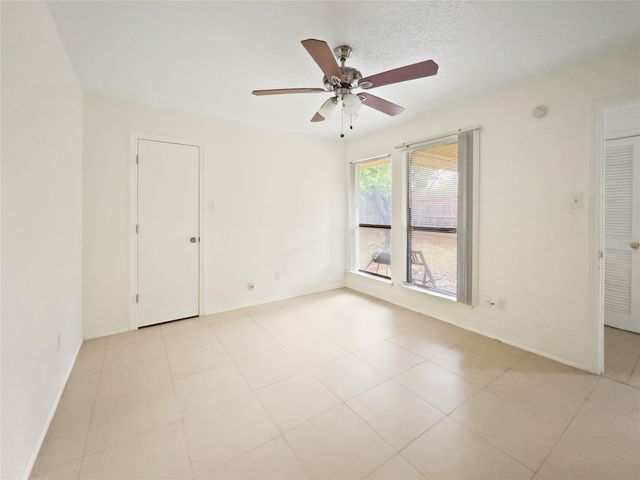 1106 Hollis Street B, Arlington, TX 76013