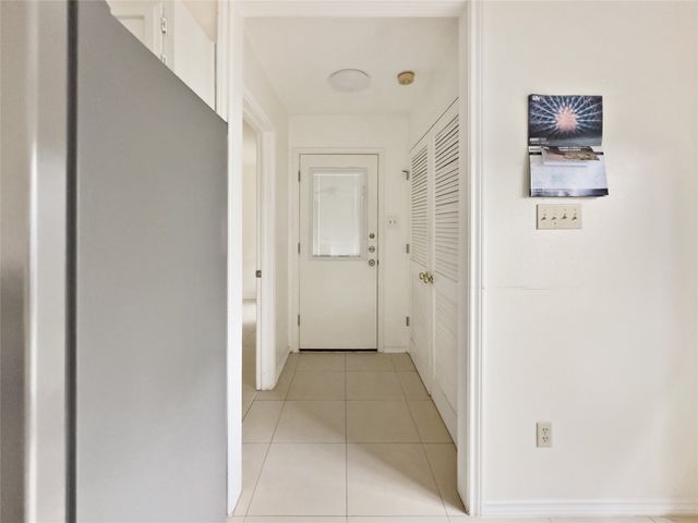 1106 Hollis Street B, Arlington, TX 76013