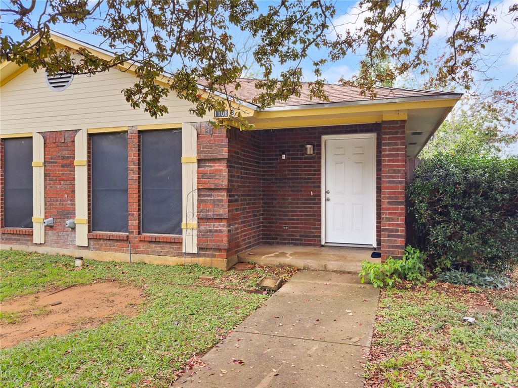 1106 Hollis Street B, Arlington, TX 76013