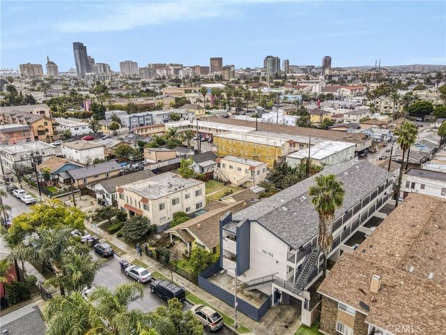 751 Cerritos, Long Beach, CA 90813