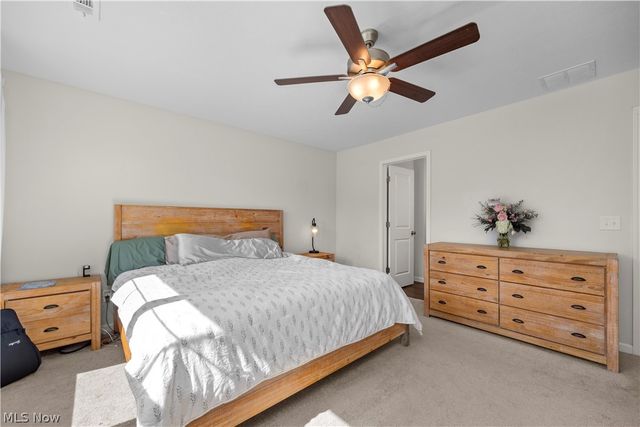 6034 Conneaut Light, Vermilion, OH 44089